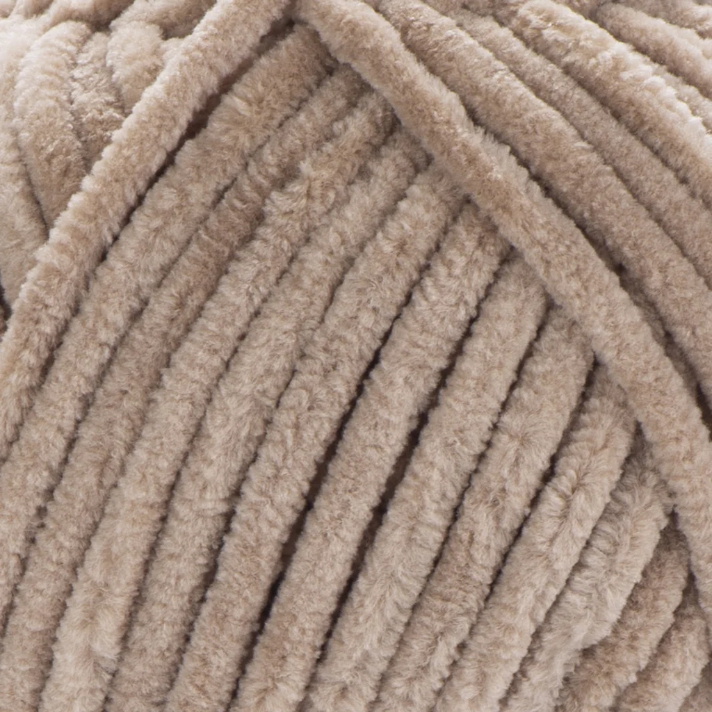 YarnArt Dolce 747
